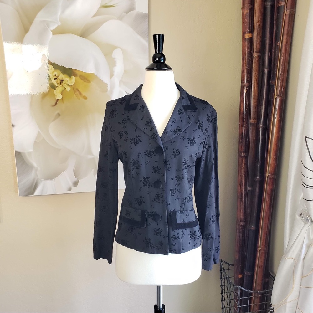 Prophecy ~ Black Velvet Floral Blazer ~ Size 8
